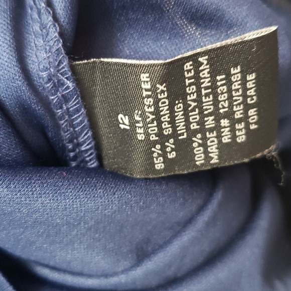 NWT Collection Dress Barn Wrap-Style Rauched Dress. Size 12. - Picture 4 of 6